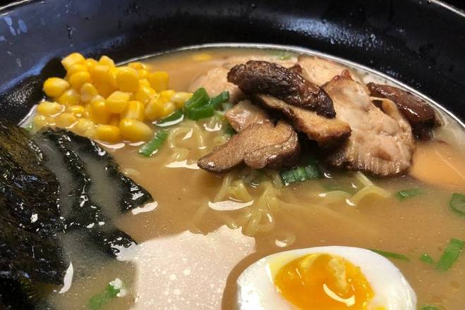R3. Miso Ramen (味噌拉面)
